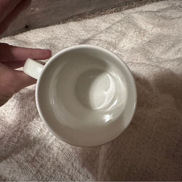 Starbucks 16 OZ Latte mug! White and Gold! - Picture 6 of 7